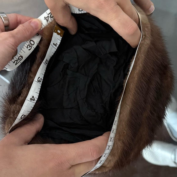 Real Siberian MINK fur vintage hat, this is amazingh vintage size small hat, - Picture 8 of 8